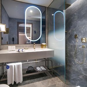 Superior Collection King Room